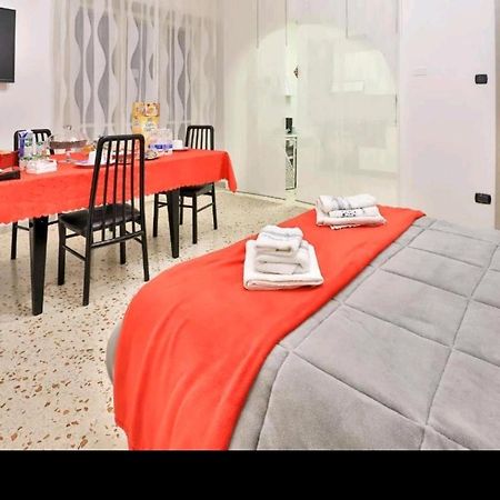 Casa Vacanza Arcangeli Salernes Extérieur photo